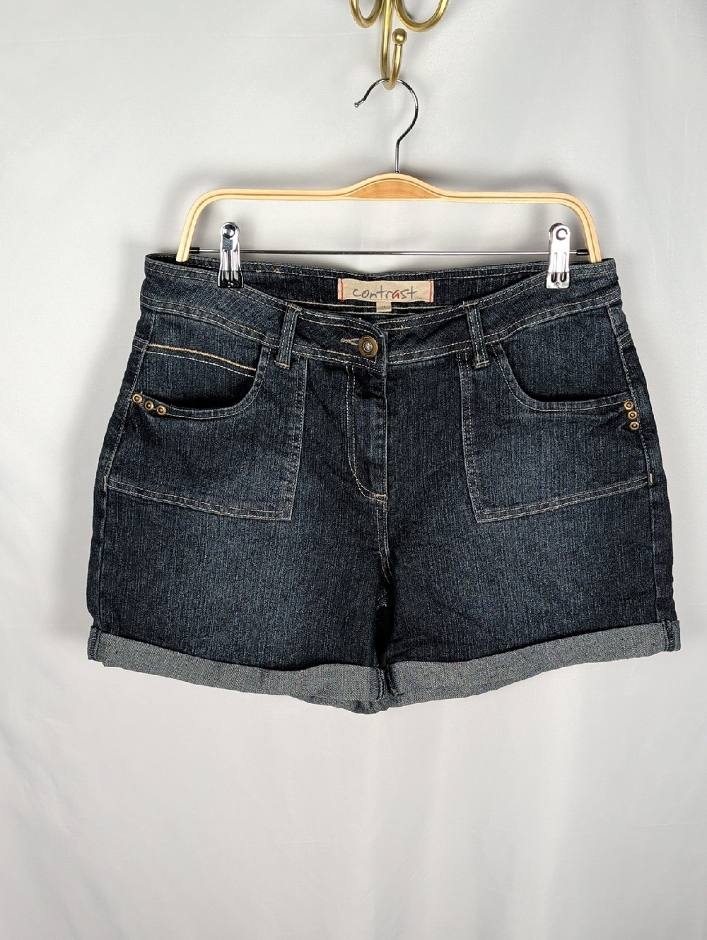 Contrast Womens Dark Wash Stretch Jean Shorts Cuffed Size 13
